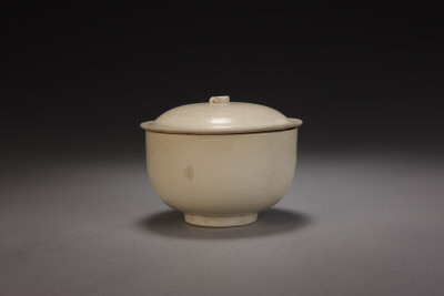 图片[1]-Ding Kiln White Glazed Pot-China Archive